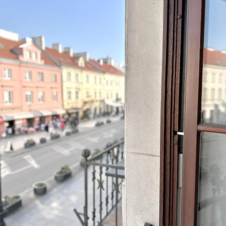 Apartment Castle & Culture - Modern 2-room With Balcony In Center