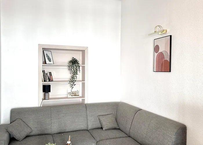 شقة Castle & Culture - Modern 2-room With Balcony In Center