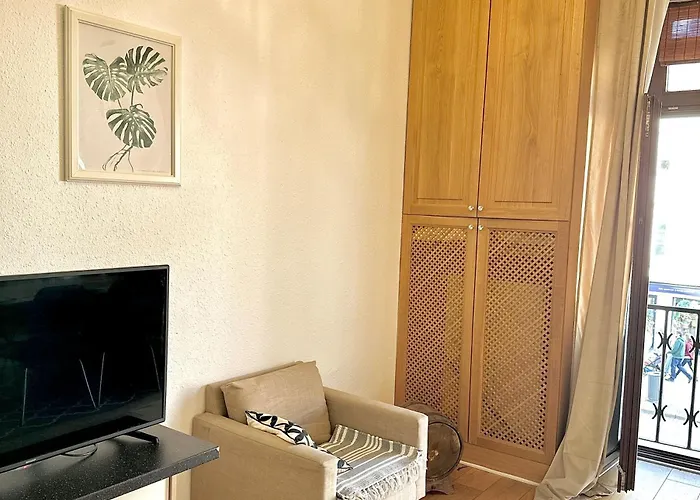 Castle & Culture - Modern 2-room With Balcony In Center شقة وارسو