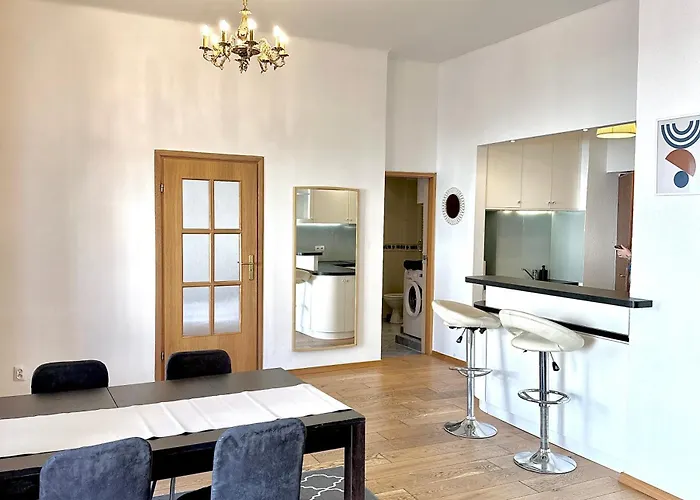 شقة Castle & Culture - Modern 2-room With Balcony In Center وارسو