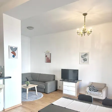 Castle & Culture - Modern 2-room With Balcony In Center Warszawa